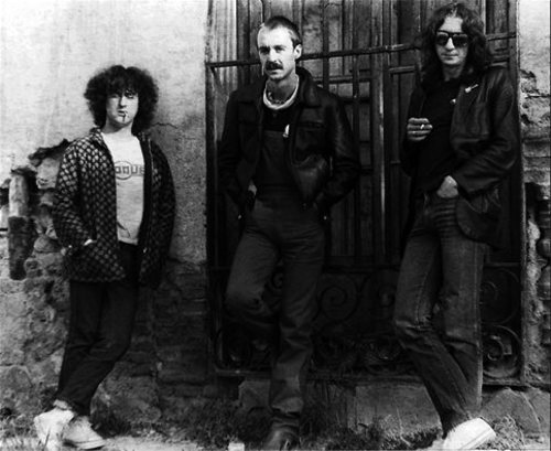 A pesar de tener sólo tres discos de estudio, Leño está considerado como uno de los grupos más influyentes del rock español.