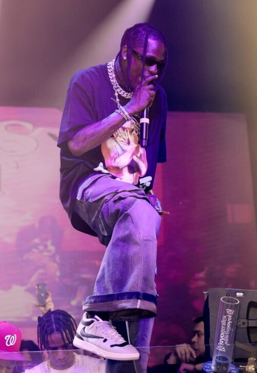 Travis Scott con sus Mac Attack
