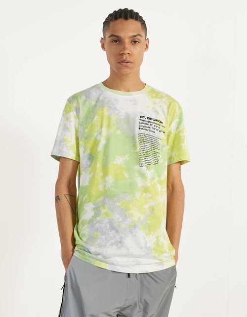 El estampado Tie Dye continua siendo el favorito como cada verano.